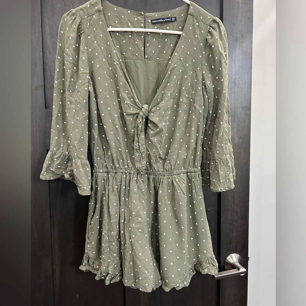 Abercrombie & Fitch XS Romper